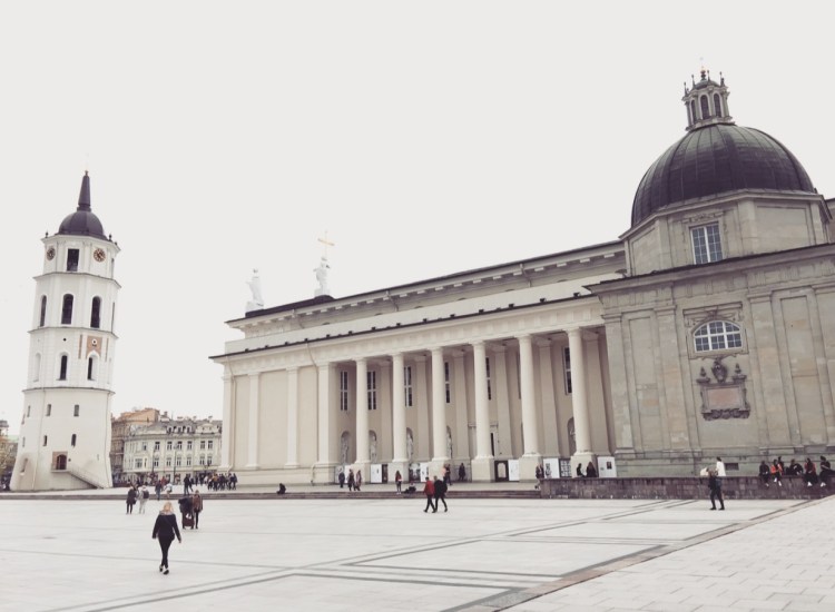 Piazza della cattedrale, Vilnius, Lituania, Lithuania.