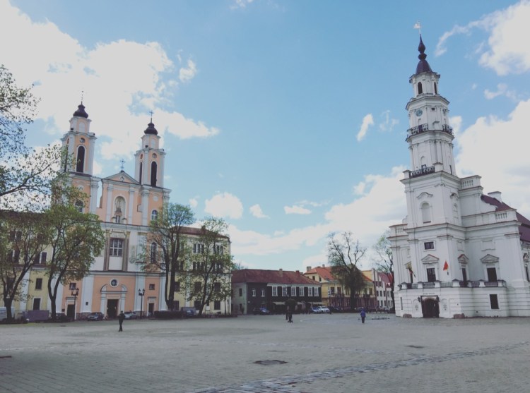 Piazza del Municipio, Kaunas, chiesa di St. Francis Xavier, Lituania, Lietuva