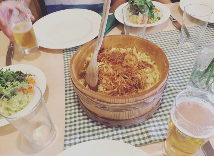 Kasspatzln, gnocchetti al formaggio, austrian food