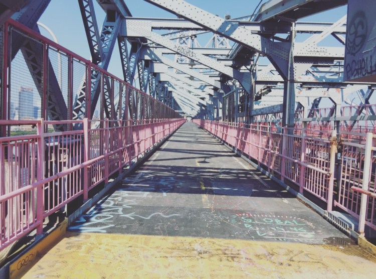 Ponte di Williamsburg, Brooklyn, New York.