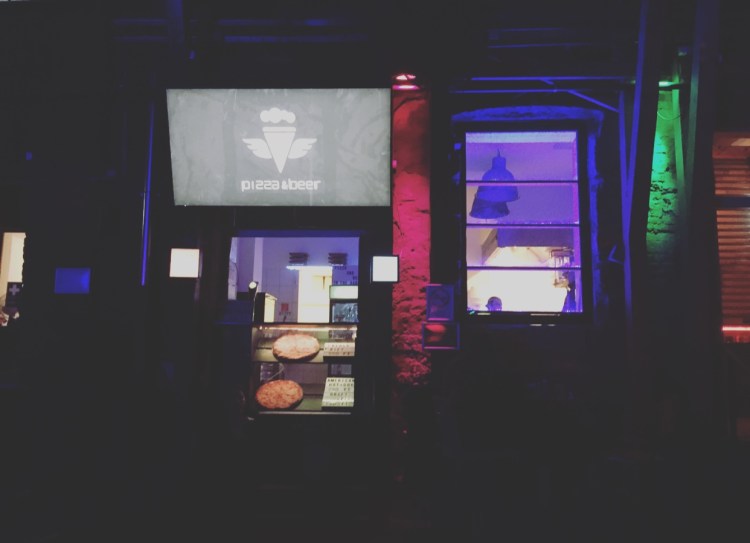 Instant e Fogas, ruin bar, Budapest, Ungheria.