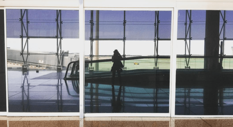 Solo traveller, viaggiatrice solitaria.