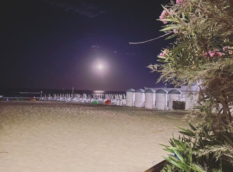 Abruzzo, Alba Adriatica, spiaggia.