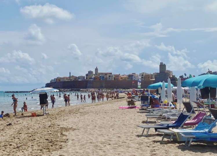 Molise, Termoli, spiaggia.