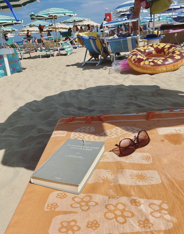 Molise, Termoli, lettura.