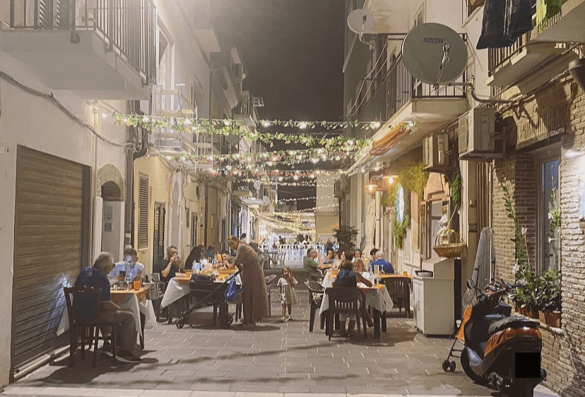 Molise, Termoli, Ristoranti nel borgo antico.