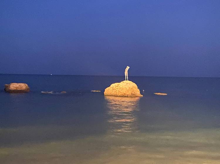 Monumento alla bagnante, Vasto Marina, Chieti, Abruzzo.