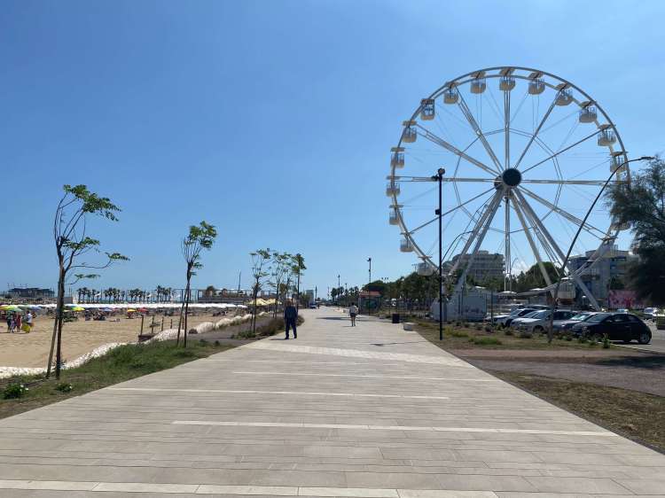 Lungomare, Vasto Marina, Chieti, Abruzzo.